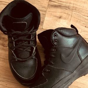 Nike Boots